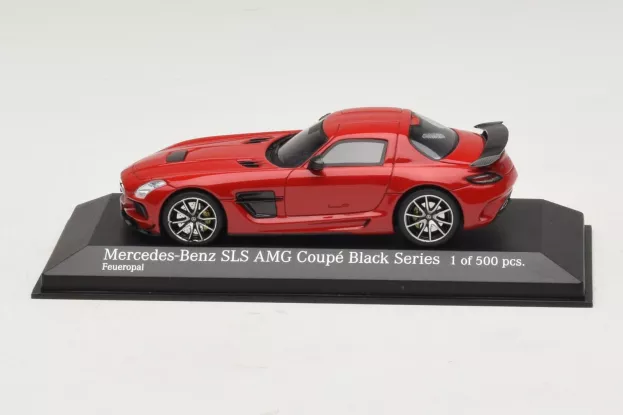 Minichamps Mercedes Sls Coupe 6.3 Amg Black Series 2013 1:43 437033021